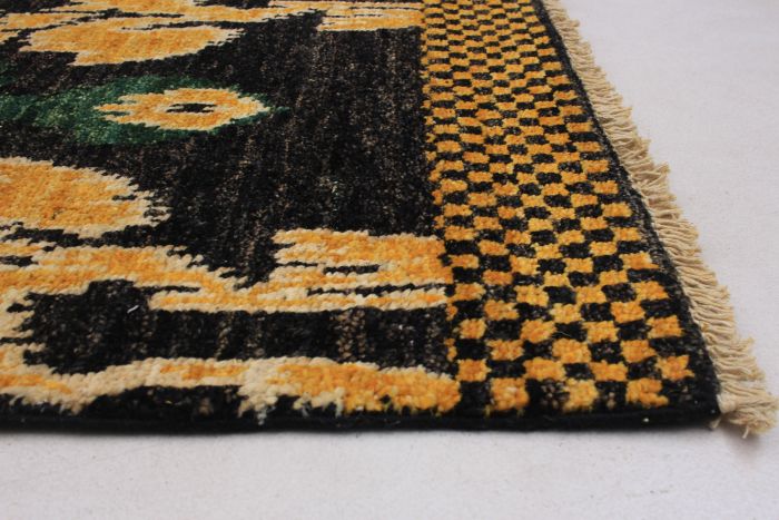 Indian Shalimar 5'0" x 8'5" Hand-knotted Wool Rug 