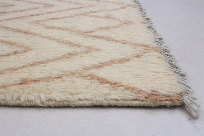 Indian Tangier 6'0" x 8'10" Hand-knotted Wool Rug 