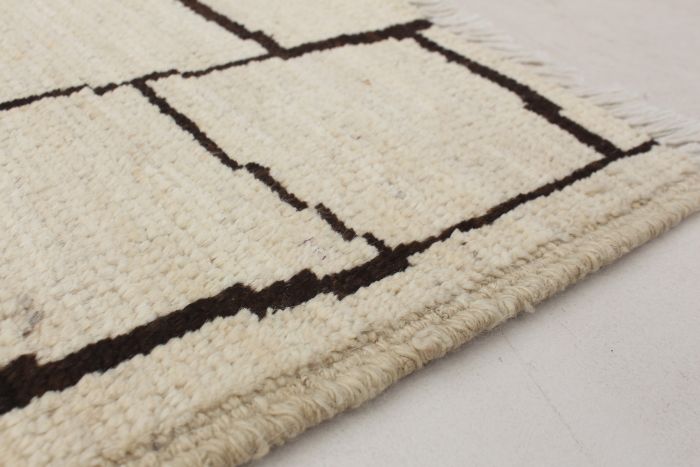 Indian Tangier 8'0" x 9'10" Hand-knotted Wool Rug 