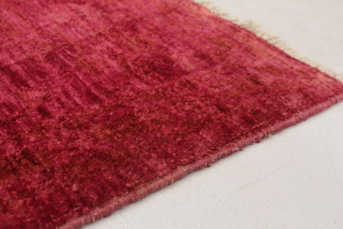 Indian Color transition 5'0" x 7'10" Hand-knotted Wool Rug 