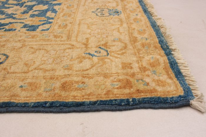 Indian Chobi Twisted 4'8" x 9'10" Hand-knotted Wool Rug 