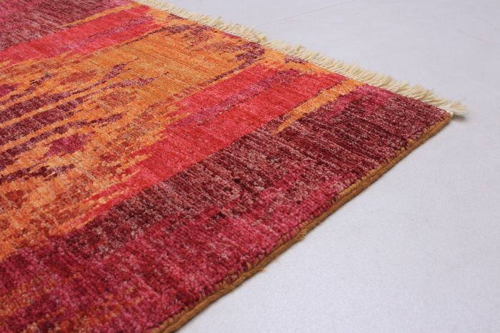 Indian Shalimar 5'9" x 5'11" Hand-knotted Wool Rug 
