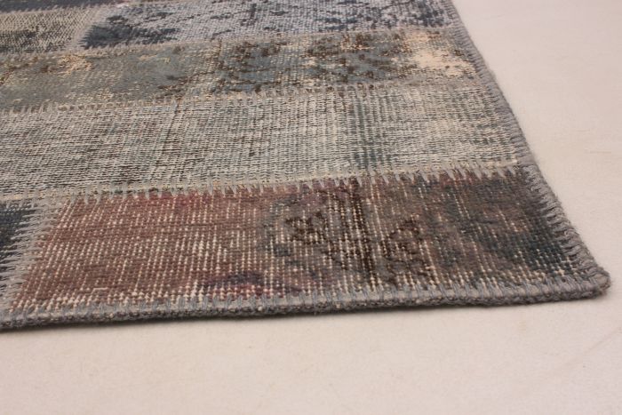 Tapis vif et coloré patchwork 5'5" x 8'4" en laine