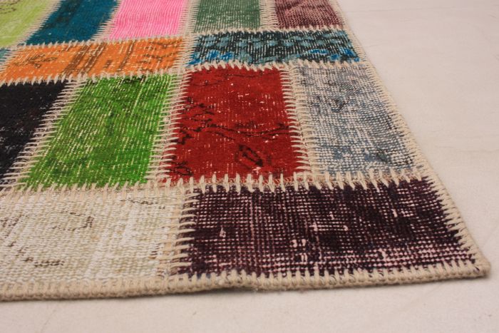 Tapis vif et coloré patchwork 5'8" x 8'6" en laine