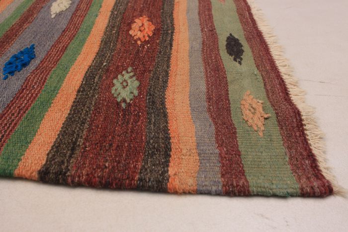 Turkish Boho 5'4" x 10'10" Flat-Weave Wool Kilim 