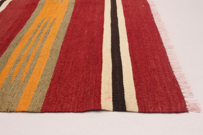 Turkish Boho 5'2" x 9'5" Flat-Weave Wool Kilim 