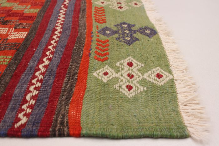 Turkish Boho 5'2" x 10'1" Flat-Weave Wool Kilim 