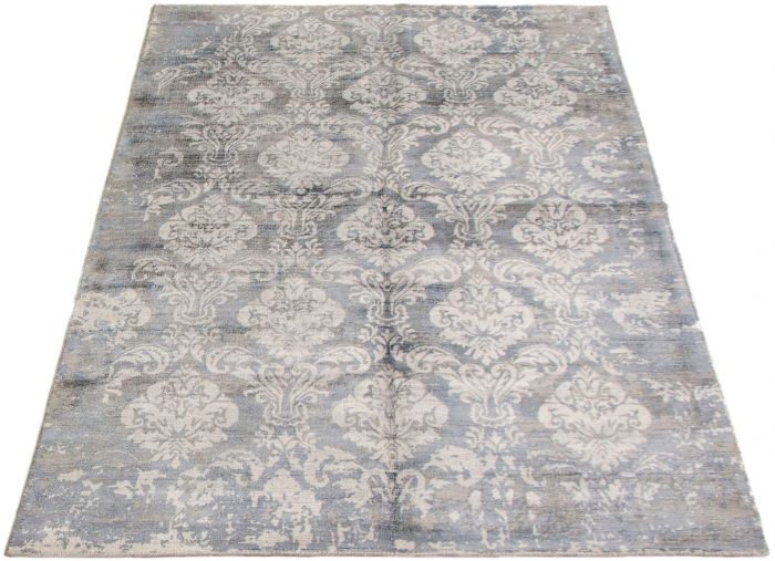 Indian Galleria 5'0" x 7'11" Hand Loomed Viscose Rug 