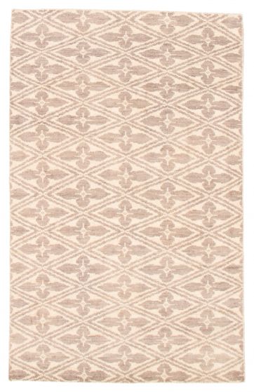 Indian Eternity 5'0" x 8'0" Hand-knotted Wool Rug 