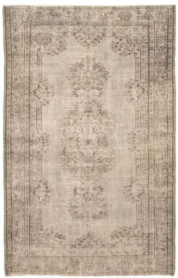 Tapis antalya vintage  5'5" x 8'10" en laine