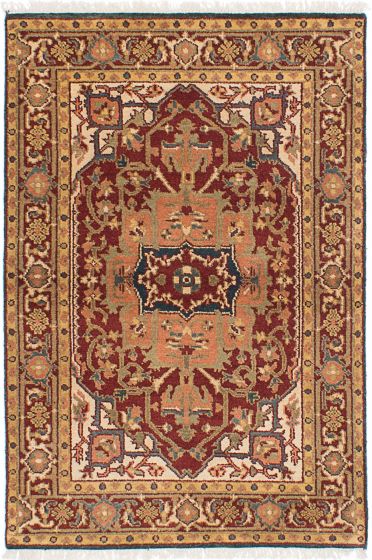 Indian Serapi Heritage 4'0" x 6'0" Hand-knotted Wool Rug 