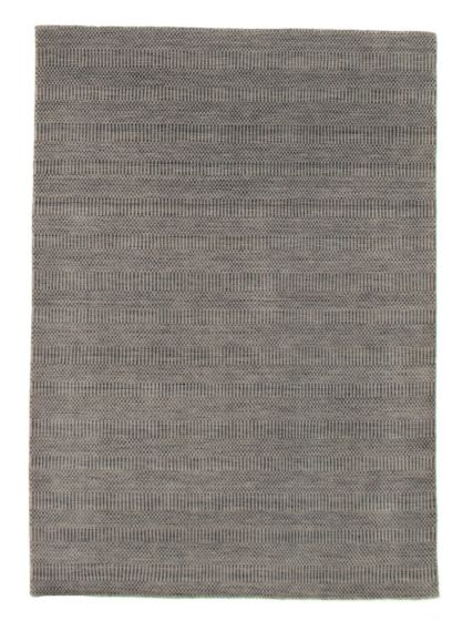 Indian Silk Shadow 5'1" x 7'9" Hand Loomed Wool Rug 