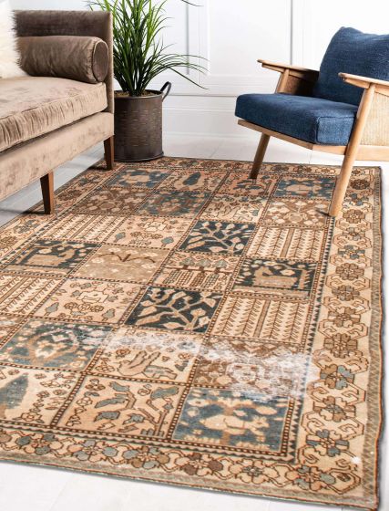 Persian Style 4'4" x 6'4" Hand-knotted Wool Rug 