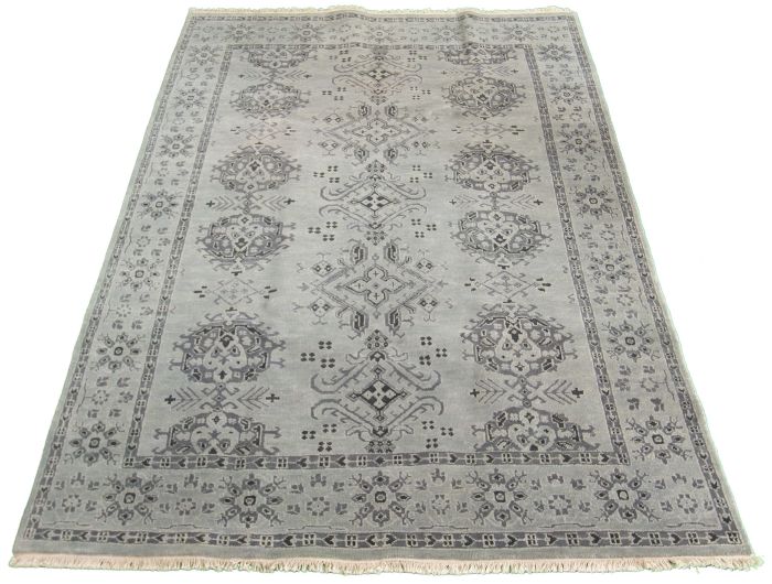 Indian Jamshidpour 6'0" x 9'0" Hand-knotted Wool Rug 