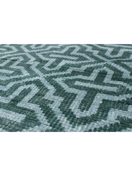 Indian Sari Silk 4'10" x 7'9" Hand-knotted Silk Rug 
