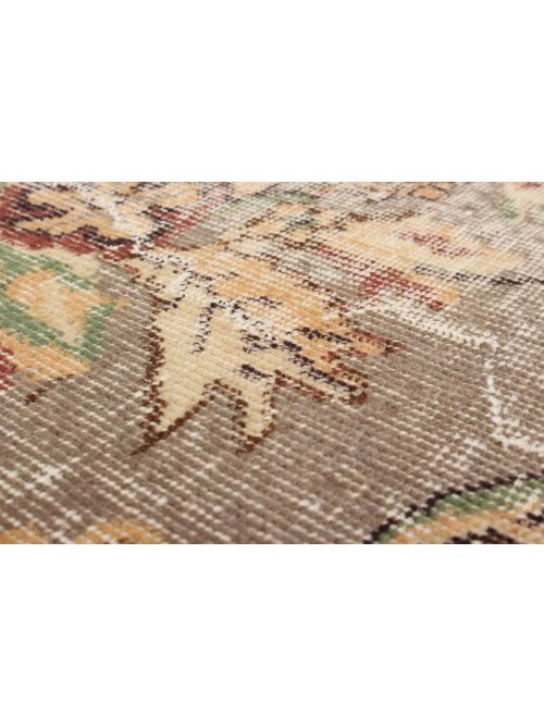 Turkish Antalya Vintage 5'4" x 8'7" Hand-knotted Wool Rug 