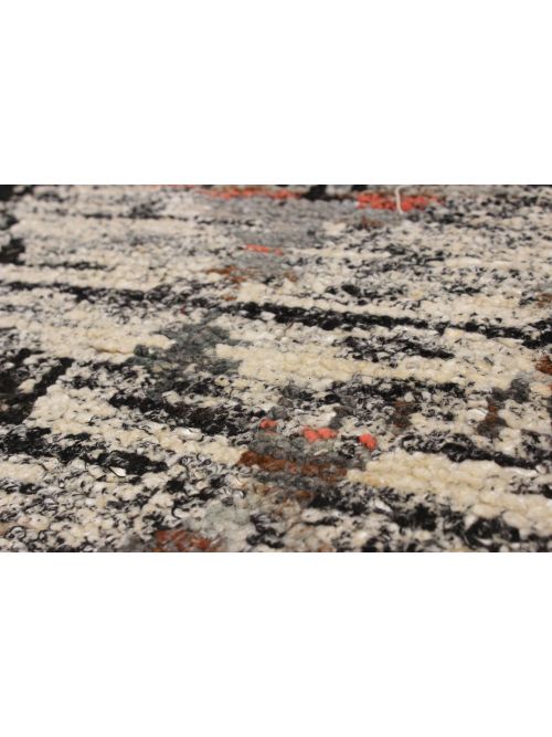 Indian Sari Silk 6'1" x 9'5" Hand-knotted Silk Cream Rug