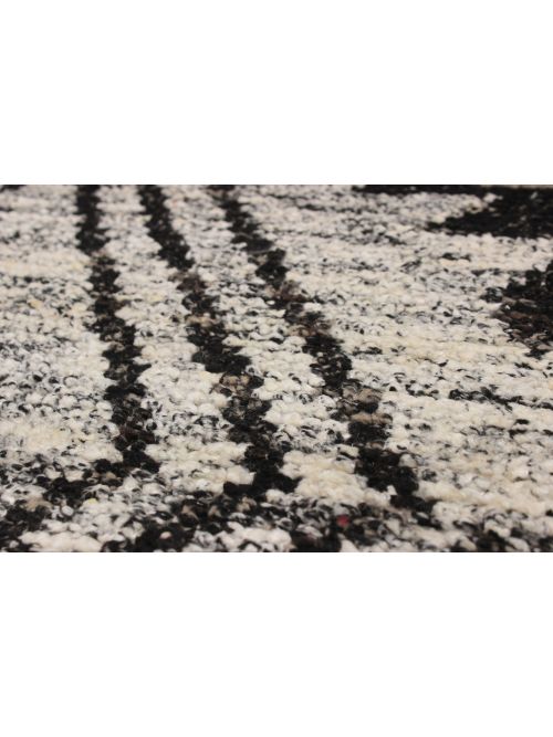 Indian Sari Silk 5'4" x 7'10" Hand-knotted Silk Rug 