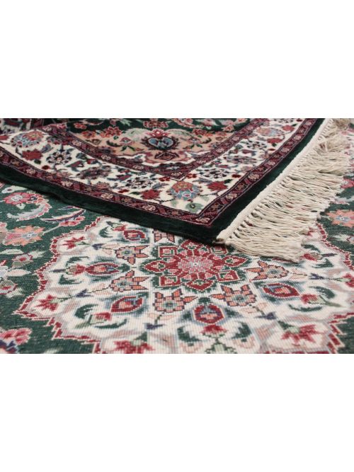 Chinese 300L Silk 3'1" x 15'8" Hand-knotted Silk Rug 