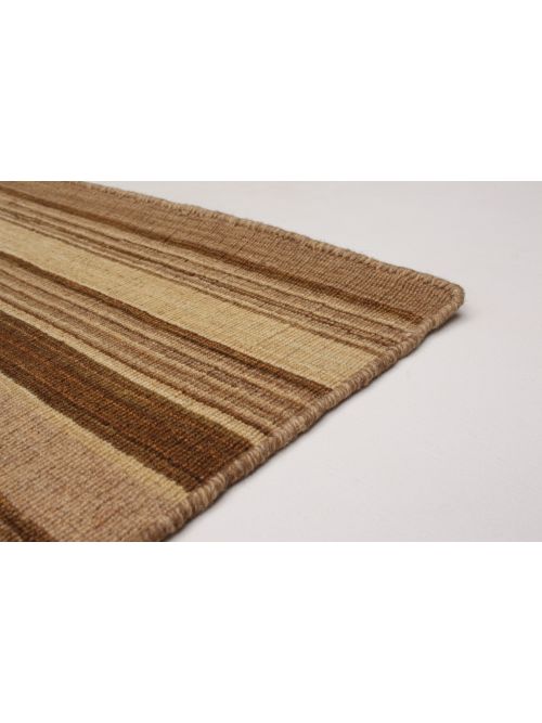 Indian Manhattan 4'8" x 6'8" Flat-Weave Wool Kilim 
