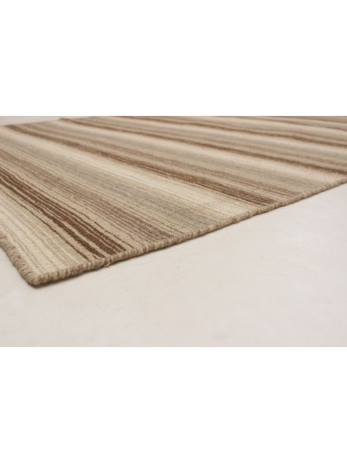 Indian Manhattan 4'7" x 6'8" Flat-Weave Wool Kilim 