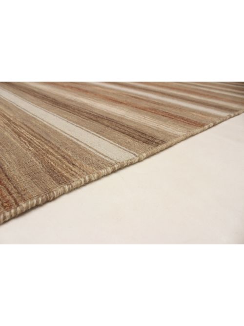 Indian Manhattan 5'3" x 7'6" Flat-Weave Wool Kilim 