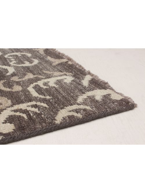 Indian Sierra 8'1" x 9'11" Hand-knotted Wool Rug 