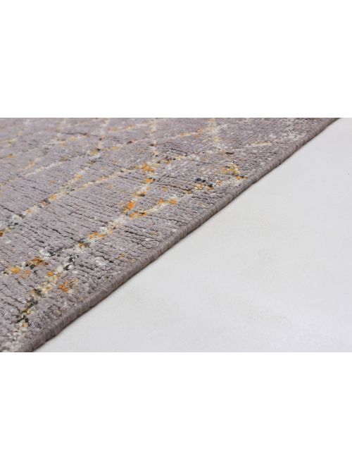 Indian Sari Silk 5'4" x 7'2" Hand-knotted Silk Rug 