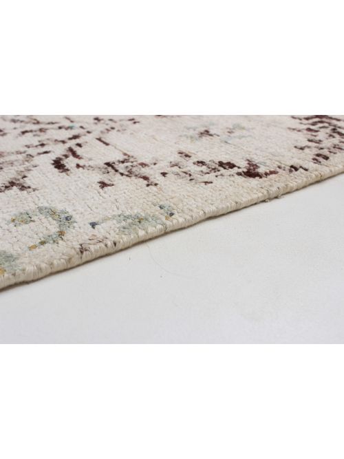 Indian Sari Silk 4'0" x 5'11" Hand-knotted Silk Rug 