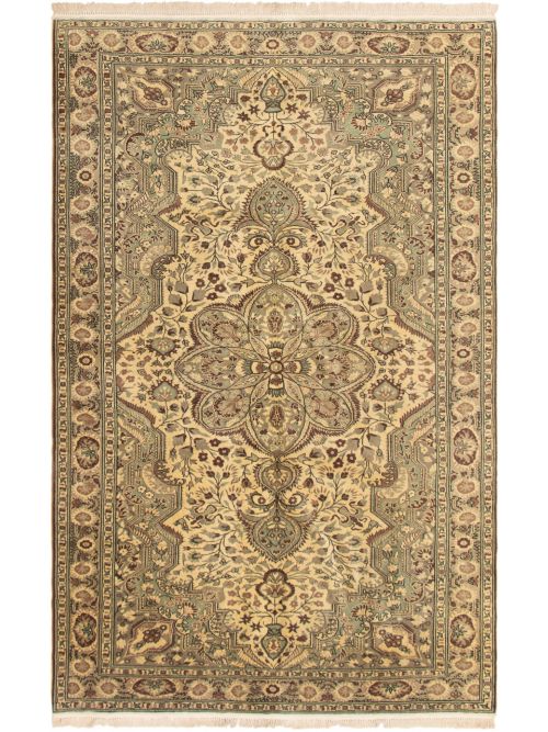 Turkish Hereke 6'8" x 10'8" Hand-knotted Wool Rug 
