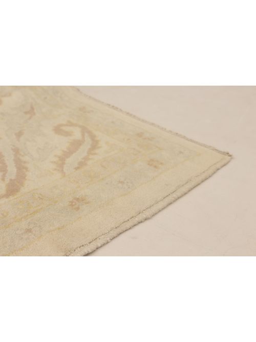 Turkish Authentic Ushak 6'4" x 8'5" Hand-knotted Wool Rug 