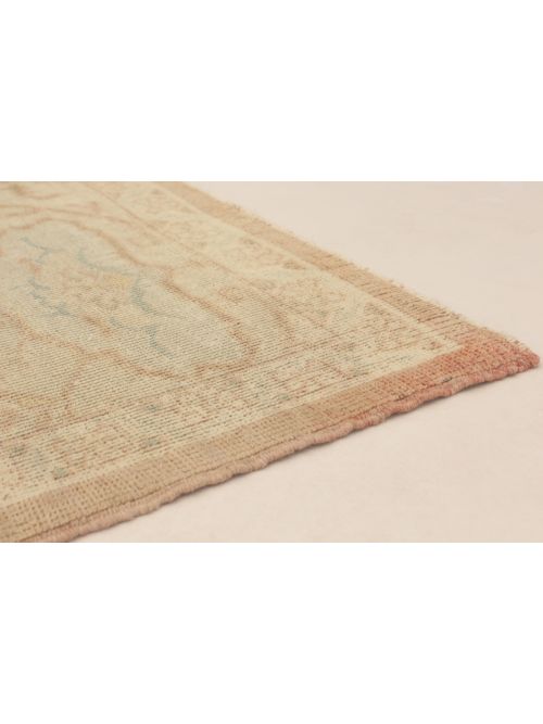 Turkish Authentic Ushak 6'7" x 8'10" Hand-knotted Wool Rug 