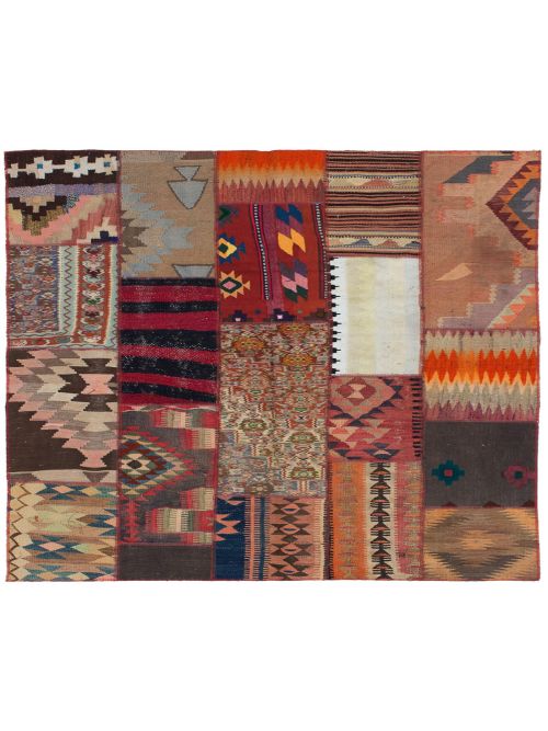 Turkish Anatolia Patch 5'1" x 6'10" Flat-Weave Wool Kilim 