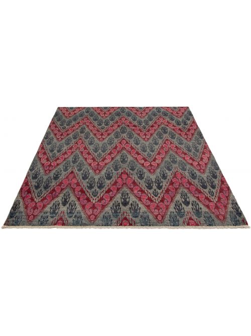 Indian Shalimar 8'0" x 10'1" Hand-knotted Wool Rug 