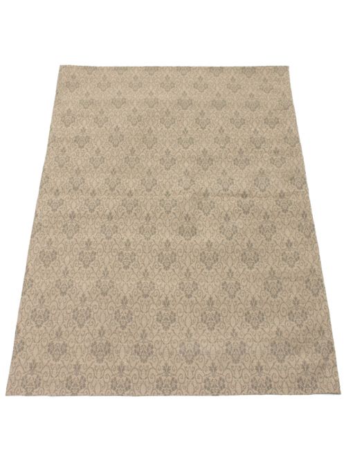 Indian Collage 4'9" x 6'9" Handmade Chenille Rug 