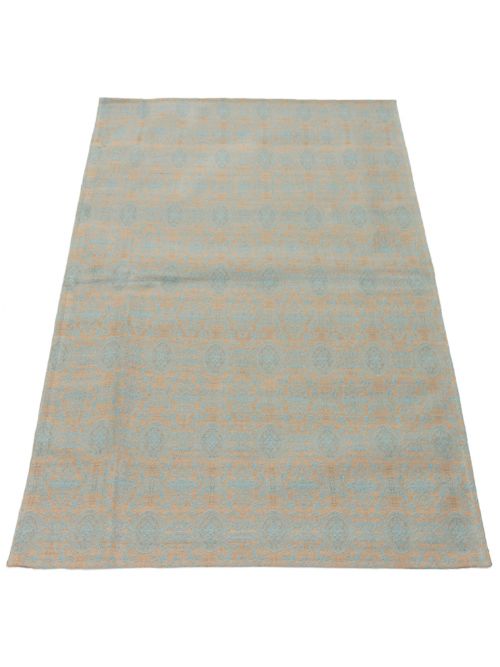 Tapis collage 4'9" x 6'9" en chenille