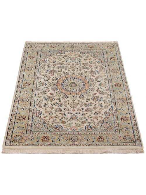 Persian Style Nain 9La 4'0" x 6'0" Hand-knotted Silk, Wool Rug 
