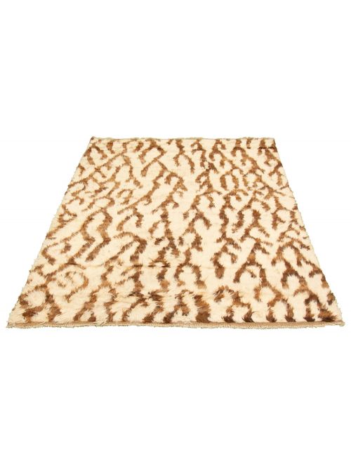 Pakistani Abstract Lahore Legacy 5'5" x 7'2" Hand-knotted Wool Rug 