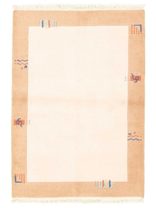 Nepal Aurora 4'0" x 5'10" Hand-knotted Wool Rug 