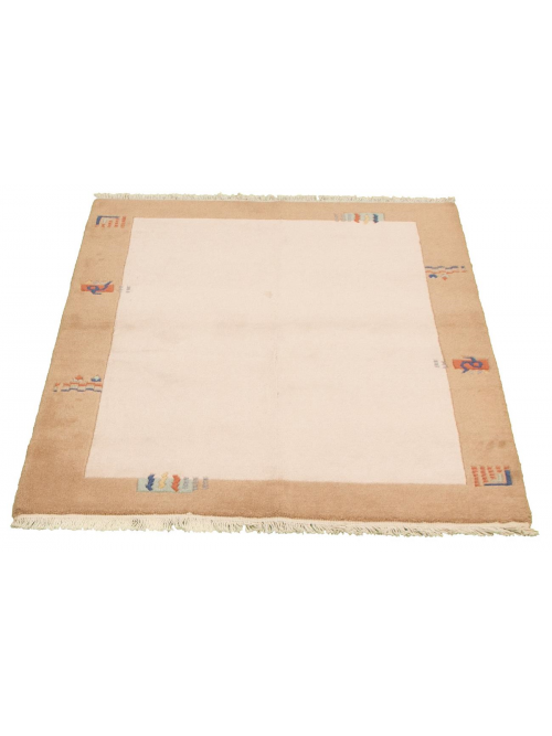 Nepal Aurora 4'0" x 5'10" Hand-knotted Wool Rug 