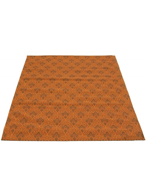 Indian Collage 5'6" x 7'8" Handmade Chenille Rug 