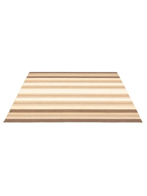 Indian Manhattan 5'1" x 6'11" Flat-Weave Wool Kilim 