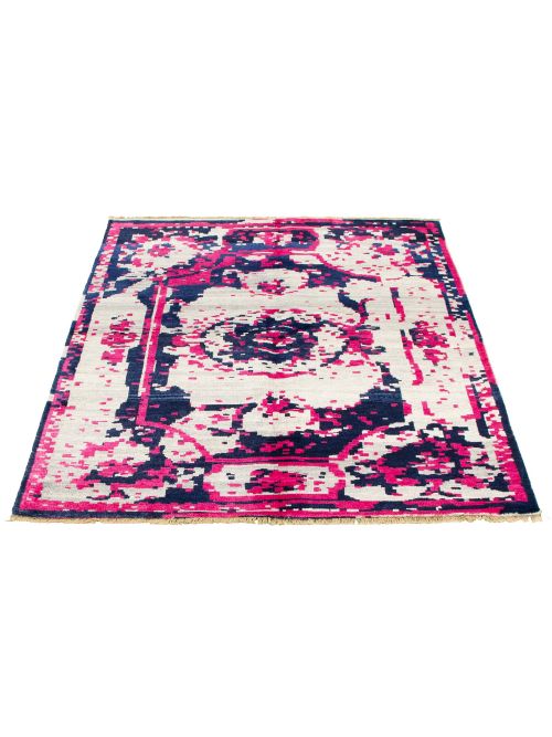 Indian Jules Oushak 5'6" x 7'6" Hand-knotted Silk Rug 