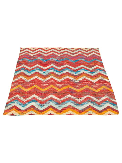 Indian Sari Silk 5'3" x 7'3" Flat-Weave Silk Kilim 