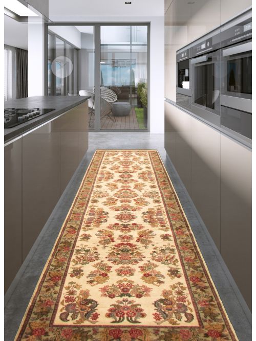 Indian Essex 2'9" x 10'7" Hand-knotted Wool Rug 