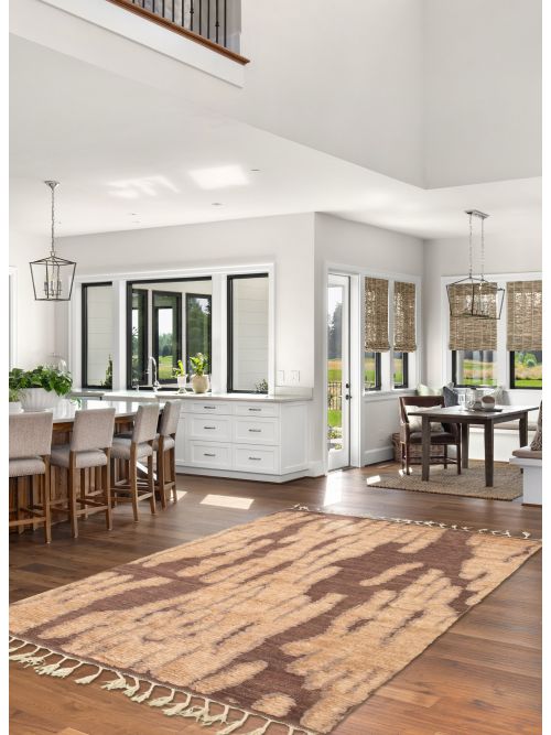 Indian Arlequin 5'6" x 7'11" Hand-knotted Wool Rug 