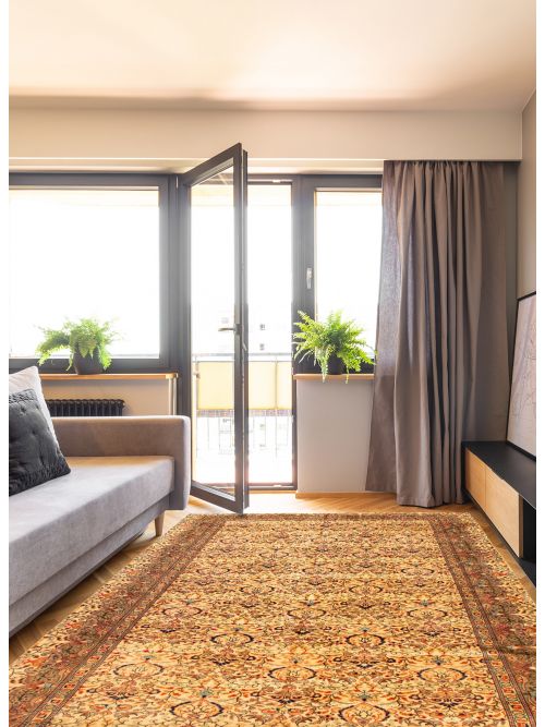 Turkish Kayseri Vintage 6'7" x 9'9" Hand-knotted Wool Rug 