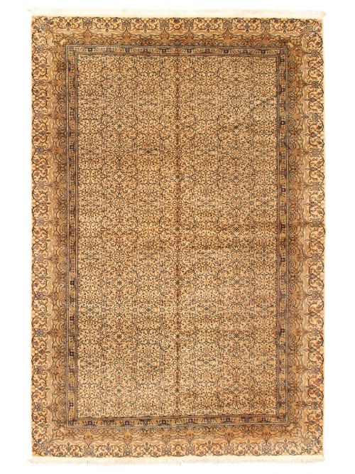 Turkish Kayseri Vintage 6'6" x 9'8" Hand-knotted Wool Rug 