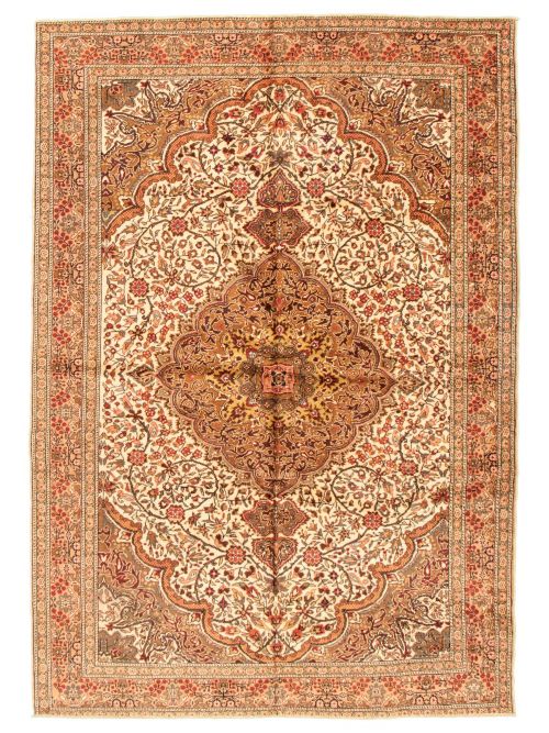 Turkish Kayseri Vintage 6'9" x 9'7" Hand-knotted Wool Rug 