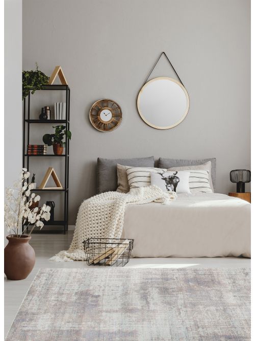 Indian Galleria 4'11" x 7'8" Hand Tufted Viscose & Wool Rug 